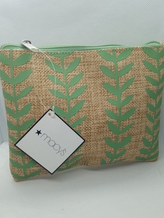Macy's Other - MACYS MAKEUP BAG